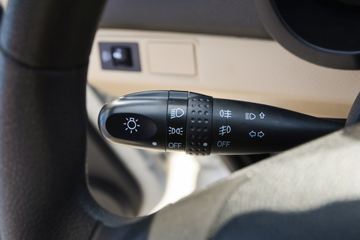 ������Խ �±�T3 ��ֵ������� 1.4L 103���� ���� 2.22��˫������С��(������)ͼƬ