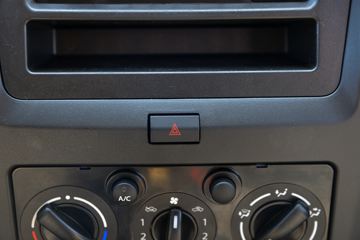 ������Խ �±�T3 ��ֵ������� 1.4L 103���� ���� 2.22��˫������С��(������)ͼƬ