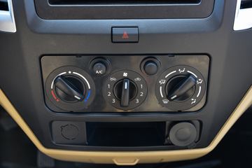 ������Խ �±�T3 ��ֵ������� 1.4L 103���� ���� 2.22��˫������С��(������)ͼƬ