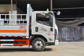 江铃底盘&nbsp;爆破器材运输车外观图片