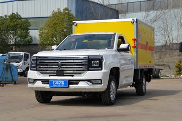 江铃底盘&nbsp;爆破器材运输车外观图片