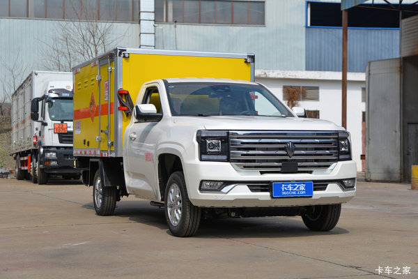 江铃大道 追光者 177马力 4X4  2.56米爆破器材运输车(楚飞牌)