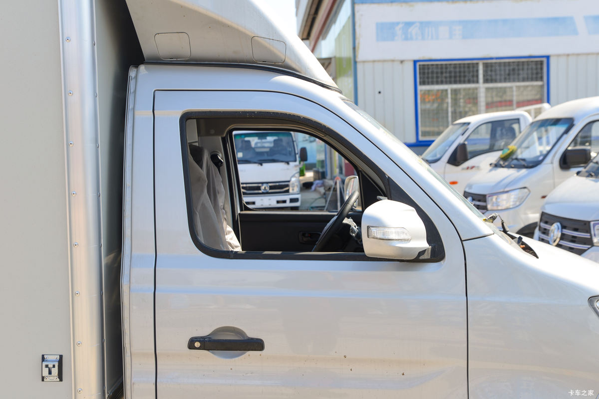 Խ ±T3 1.6L 122 5 3.04׵ʽ΢                                                