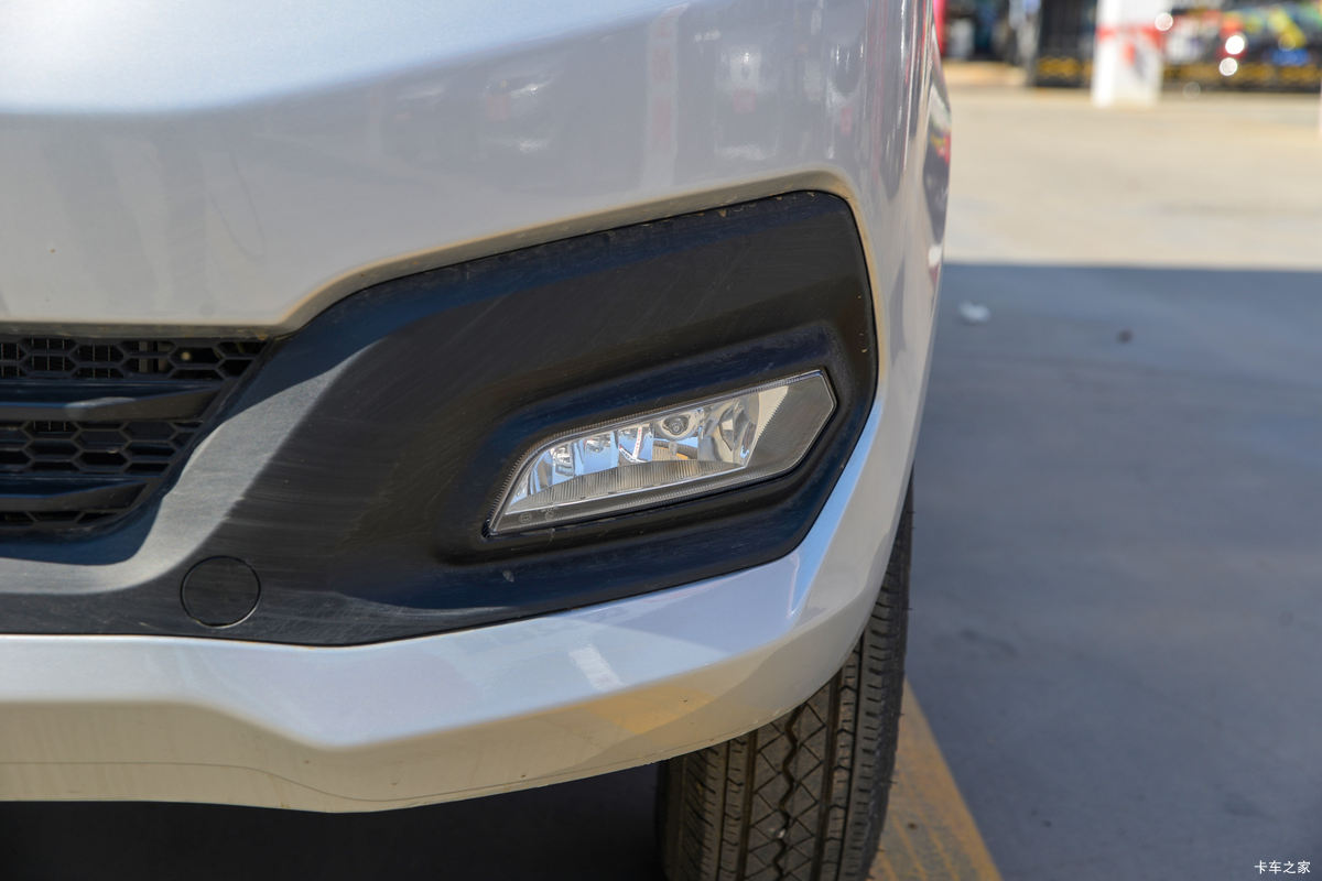 Խ ±T3 1.6L 122 5 3.04׵ʽ΢                                                