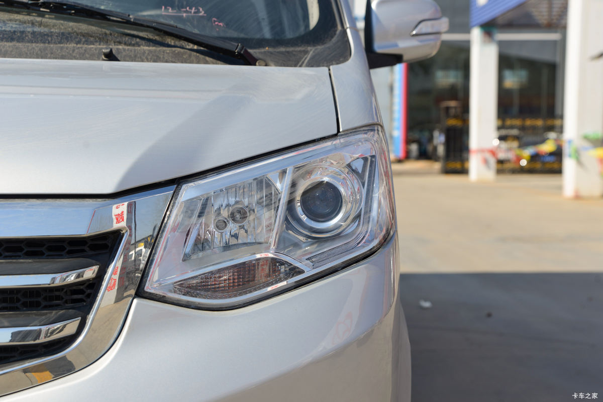 Խ ±T3 1.6L 122 5 3.04׵ʽ΢                                                