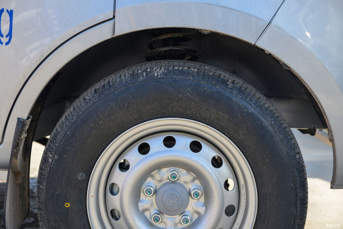 Խ ±T3 1.6L 122 5 3.04׵ʽ΢                                                