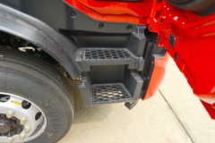 东风天锦KR 210马力 4x2 6.8米气瓶运输车(楚飞牌)