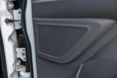 东风多利卡D6 140马力 4X2 4.1米氧化性物品厢式运输车(楚飞牌)