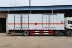 东风天锦KR 260马力 6X2 9.6米易燃液体厢式运输车(楚飞牌)