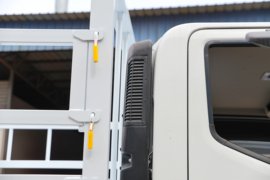 福田欧马可底盘&nbsp;爆破器材运输车底盘图片