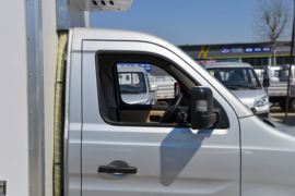 跨越王X1&nbsp;冷藏车外观图片