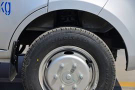 跨越王X1&nbsp;冷藏车底盘图片