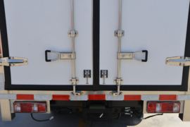 跨越王X1&nbsp;冷藏车上装图片