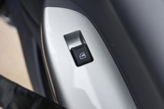 福田奥铃新捷运 150马力 4X2 4.1米易燃气体厢式运输车(楚飞牌)