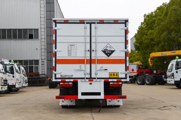 东风多利卡底盘&nbsp;爆破器材运输车外观图片