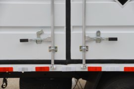 东风多利卡底盘&nbsp;爆破器材运输车上装图片