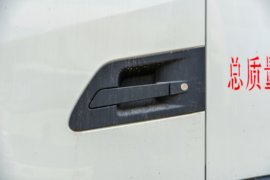 东风商用车底盘&nbsp;爆破器材运输车外观图片