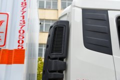 东风天锦KR 210马力 4X2 6.8米易燃液体厢式运输车(楚飞牌)