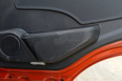 中国重汽汕德卡C5H 350马力 8X4 9.6米易燃液体厢式运输车(楚飞牌) 中国重汽汕德卡C5H 350马力 8X4 9.6米易燃液体厢式运输车(楚飞牌)