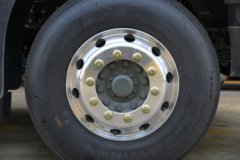 中国重汽汕德卡C5H 350马力 8X4 9.6米易燃液体厢式运输车(楚飞牌) 中国重汽汕德卡C5H 350马力 8X4 9.6米易燃液体厢式运输车(楚飞牌)