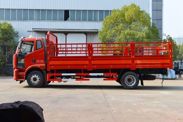 一汽解放底盘&nbsp;爆破器材运输车外观图片