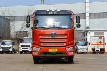 一汽解放底盘&nbsp;爆破器材运输车外观图片