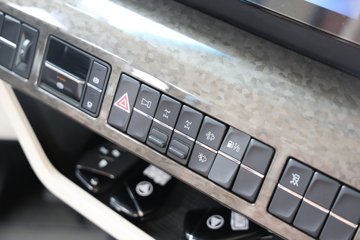 ŷ9 14.5L 680 6X4 ɰ12 AMTԶ ǣͼƬ