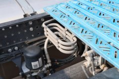 欧曼银河9 14.5L柴油 680马力 6X4 采埃孚12档 AMT自动档 牵引车