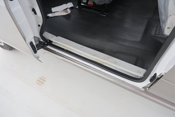 SRM��Դ �º�ʨX30L 2025�� �Ƹ��� 1.5L���� 110���� 6�� ����յ� ���ͼƬ