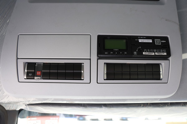 重汽豪沃TX7 Por金标290,手动马力大单桥箱式载货车