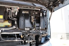欧曼银河7 14.5L LNG 630马力 6X4 采埃孚12档 AMT自动档 牵引车