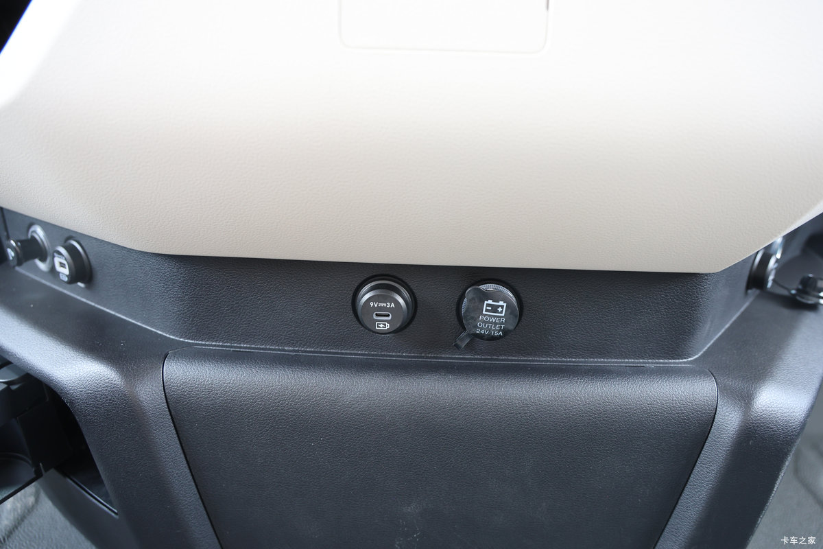 ŷ9 14.5L LNG 630 6X4 ɰ12 AMTԶ ǣʻ                                               