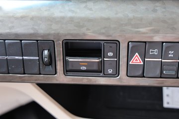 ŷ9 14.5L LNG 630 6X4 ɰ12 AMTԶ ǣͼƬ