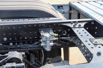 ŷ9 14.5L LNG 630 6X4 ɰ12 AMTԶ ǣͼƬ
