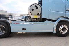 欧曼银河9 14.5L LNG 630马力 6X4 采埃孚12档 AMT自动档 牵引车