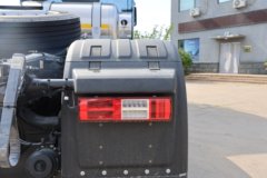 欧曼银河9 14.5L LNG 630马力 6X4 采埃孚12档 AMT自动档 牵引车