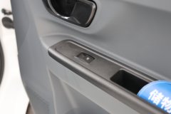 金杯吉运E6 畅运版 2025款 2座 标准顶纯电动封闭货车 宁德时代41.86kWh