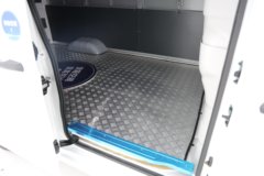 金杯吉运E6 畅运版 2025款 2座 标准顶纯电动封闭货车 宁德时代41.86kWh