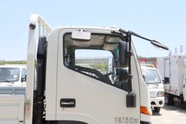 骏铃V7(原骏铃A8)&nbsp;载货车外观                                                图片