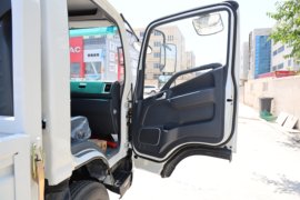 骏铃V7(原骏铃A8)&nbsp;载货车驾驶室                                               图片