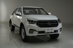 庆铃五十铃 达咖TAGA 2025款 尊享版 两驱 纯电动斗式皮卡 77.28kWh