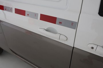 SRM��Դ�º�ʨX30L 2025�� �Ƹ��� 1.6L���� 123���� 2�� ��ջ���ͼƬ