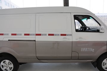 SRM��Դ�º�ʨX30L 2025�� �Ƹ��� 1.6L���� 123���� 2�� ��ջ���ͼƬ