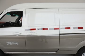 SRM��Դ�º�ʨX30L 2025�� �Ƹ��� 1.6L���� 123���� 2�� ��ջ���ͼƬ