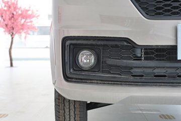 SRM��Դ�º�ʨX30L 2025�� �Ƹ��� 1.6L���� 123���� 2�� ��ջ���ͼƬ