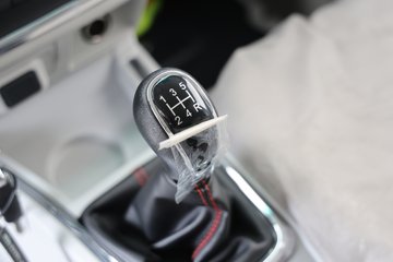 SRM��Դ�º�ʨX30L 2025�� �Ƹ��� 1.6L���� 123���� 2�� ��ջ���ͼƬ