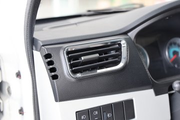 SRM��Դ�º�ʨX30L 2025�� �Ƹ��� 1.6L���� 123���� 2�� ��ջ���ͼƬ