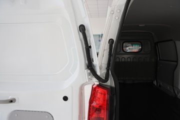 SRM��Դ�º�ʨX30L 2025�� �Ƹ��� 1.6L���� 123���� 2�� ��ջ���ͼƬ