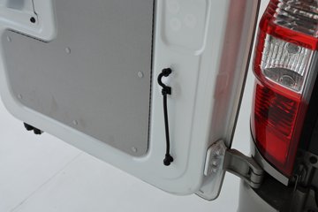 SRM��Դ�º�ʨX30L 2025�� �Ƹ��� 1.6L���� 123���� 2�� ��ջ���ͼƬ