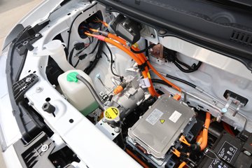 ���R5���˰� 2025�� �ȷ��͢� 6�� ���綯��� �ӷ�41.5kWhͼƬ